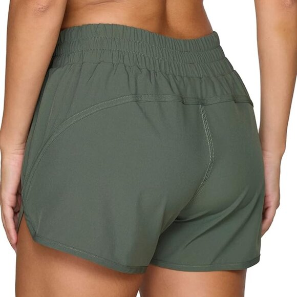 2 Running Shorts - Picture 4 of 12